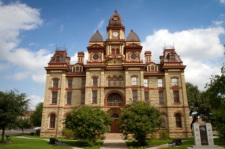 caldwell-county-courthouse